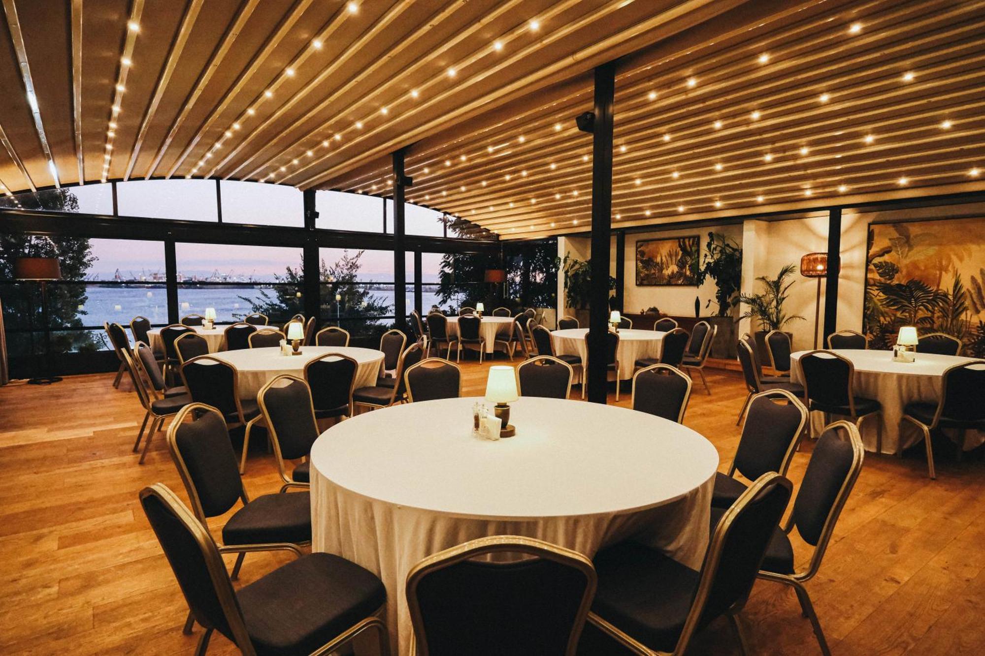Holiday Inn Istanbul - Tuzla Bay By Ihg Exterior foto
