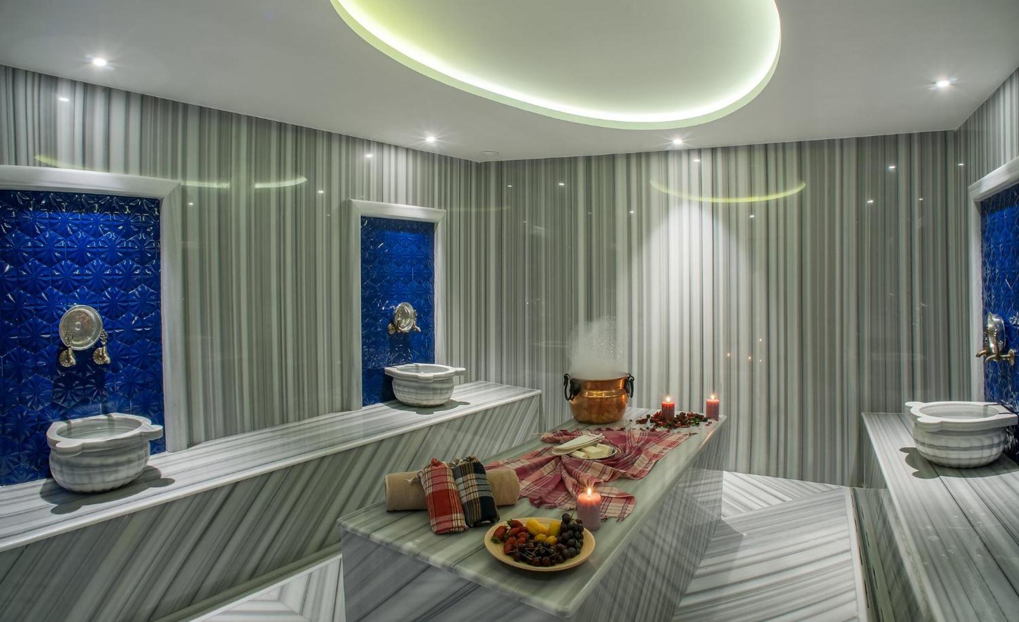 Holiday Inn Istanbul - Tuzla Bay By Ihg Exterior foto