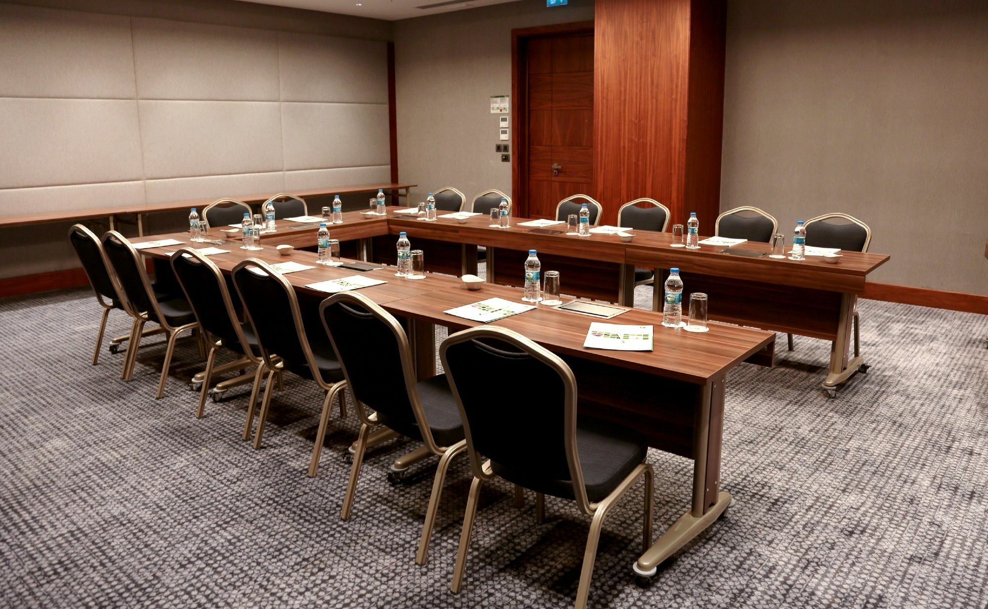 Holiday Inn Istanbul - Tuzla Bay By Ihg Exterior foto
